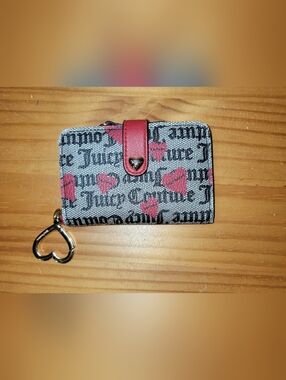 Juicy Couture "Follow Your Heart" tab card wallet